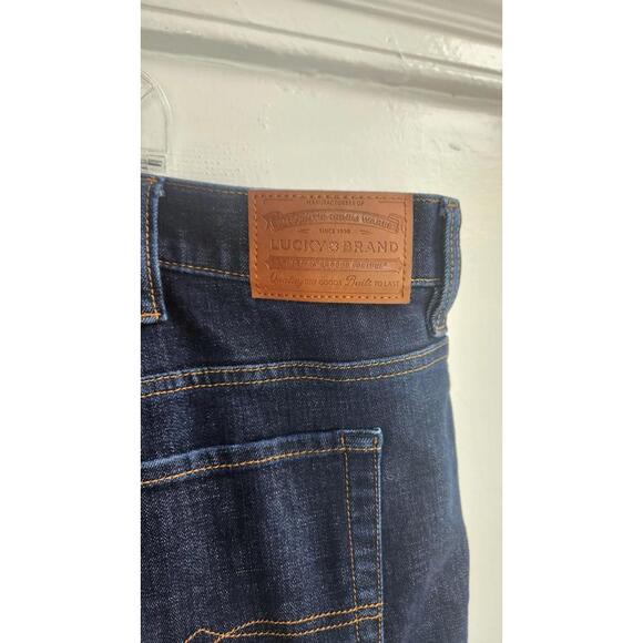 Lucky Brand Jeans Mens 48x30 Blue 181 Relaxed Straight Dark Wash Denim Plus Size - Picture 4 of 7